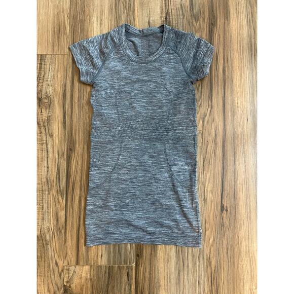 Lululemon athletica Charcoal Heather Grey swiftly tech shirt ShortSleeve Tee SZ2 - Picture 1 of 6